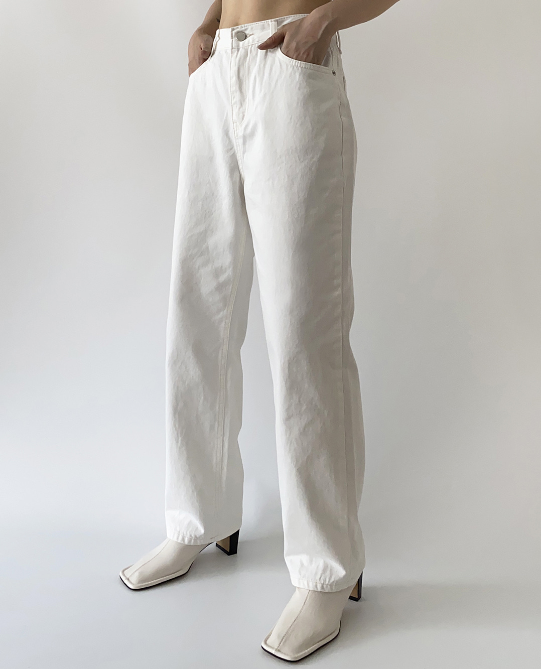 straight white pants