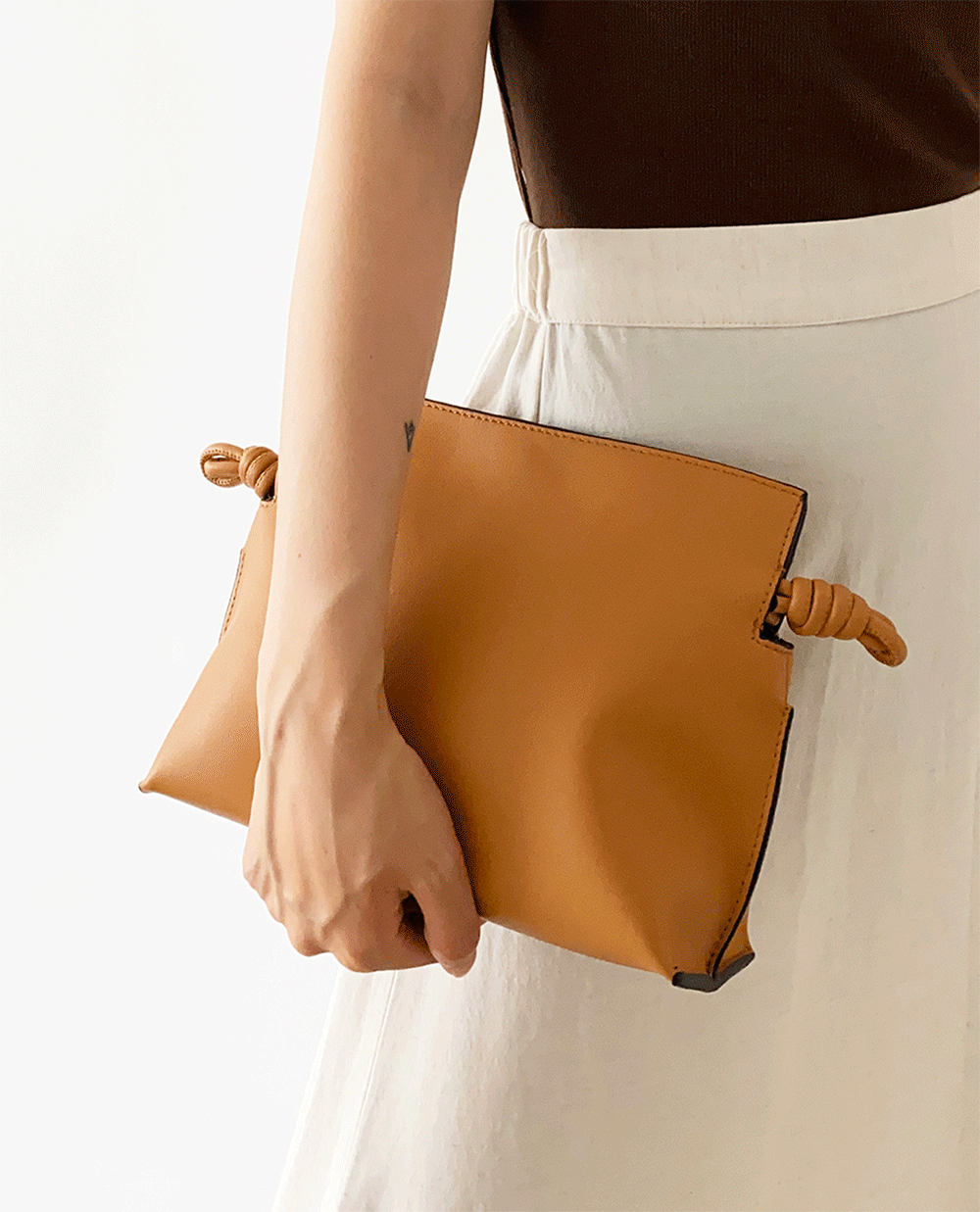 (leather)modern square cross bag
