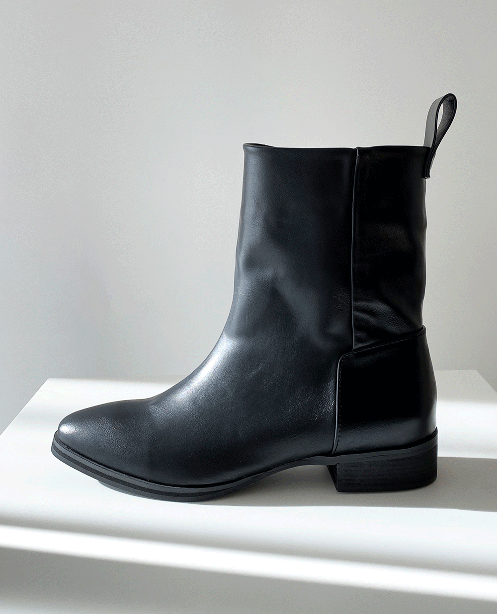 simple low boots 2color