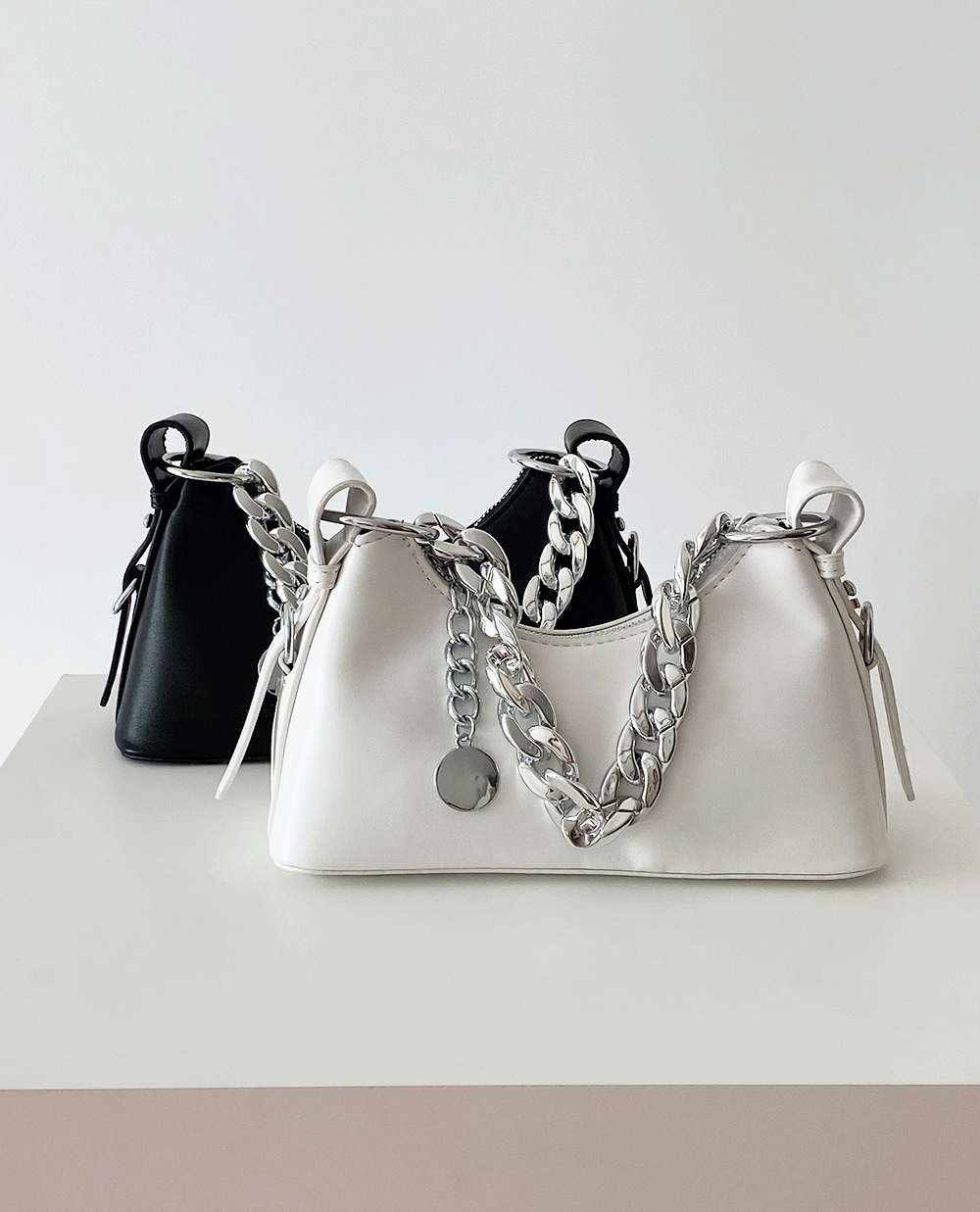 bold chain tote&amp;cross bag 2color